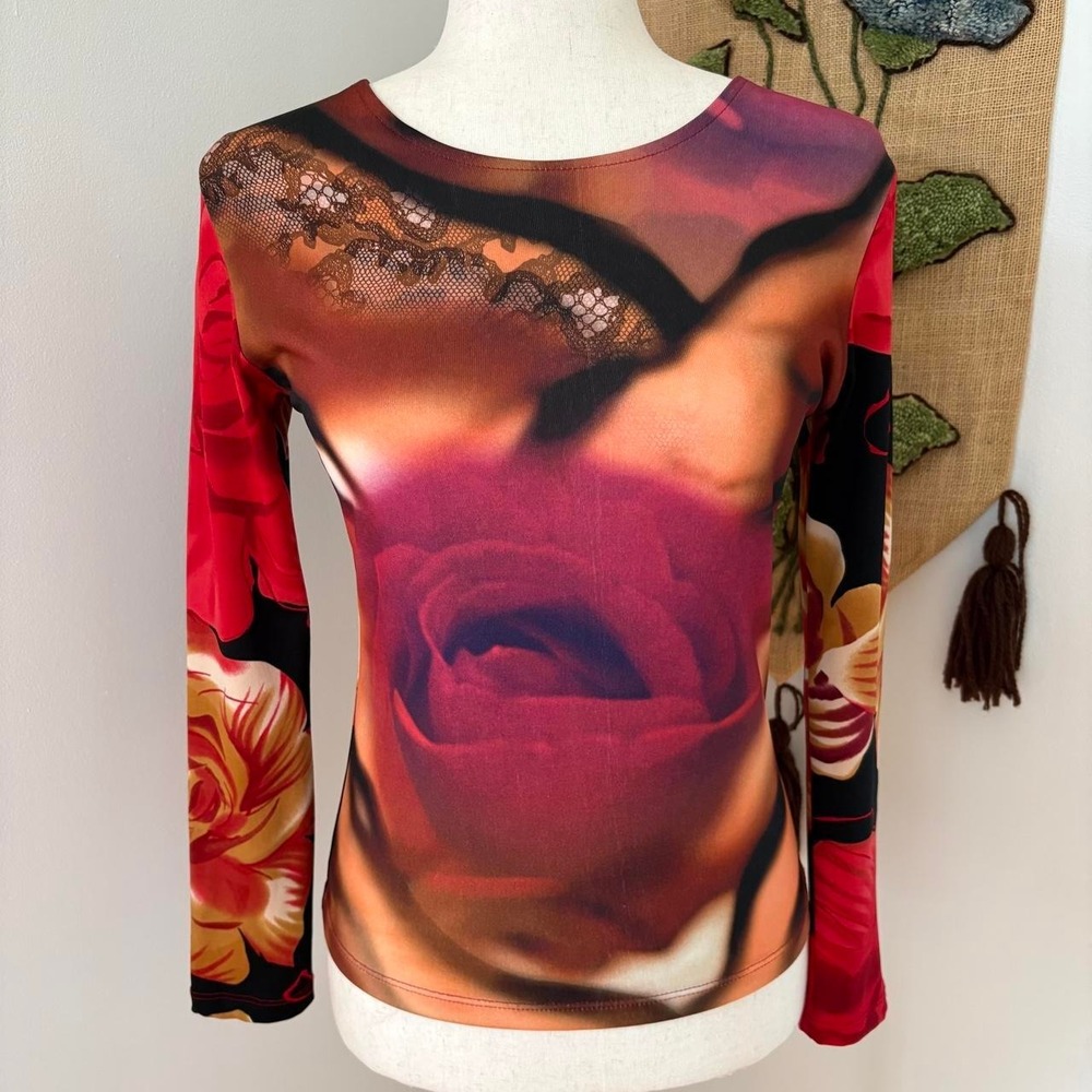 Vintage Y2K Euro Style Graphic Top Floral Lace Aura Haze Long Sleeve Red Multi
